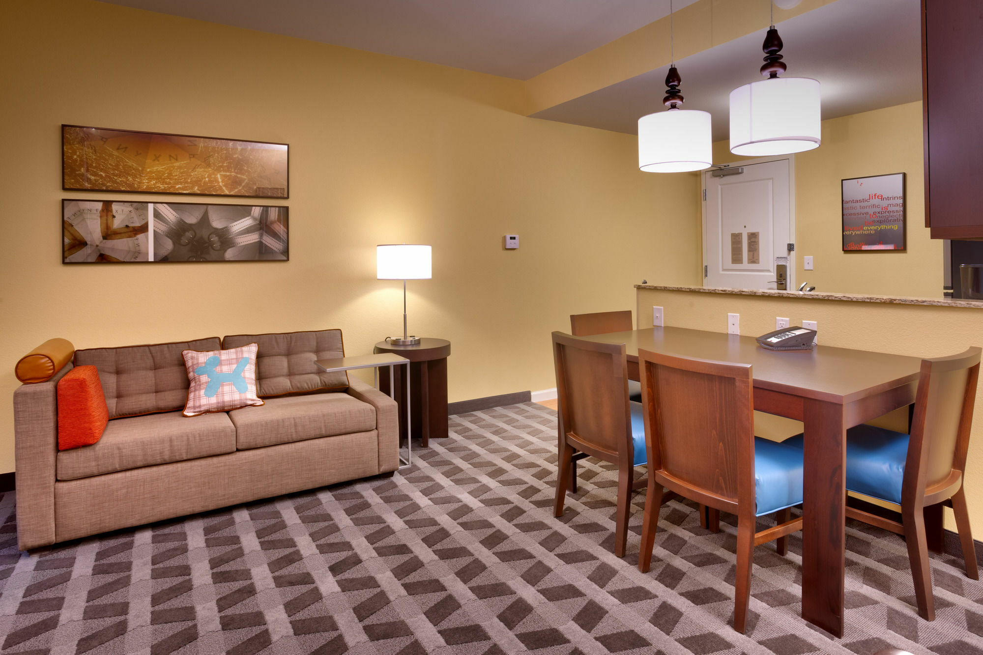 Towneplace Suites By Marriott Dickinson Exterior foto